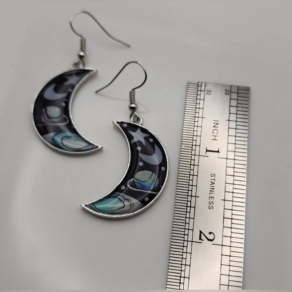 NEW - Boho Crescent Moon Earrings - Picture 2 of 4